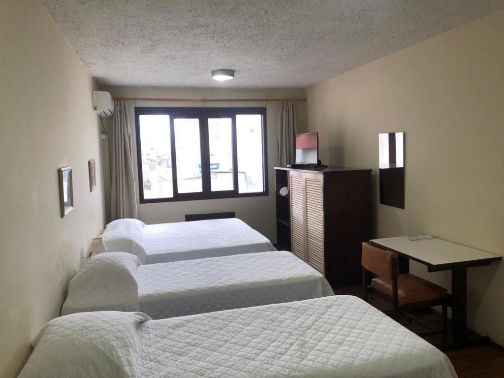 Hotel Estoril เปโลตัส ภายนอก รูปภาพ